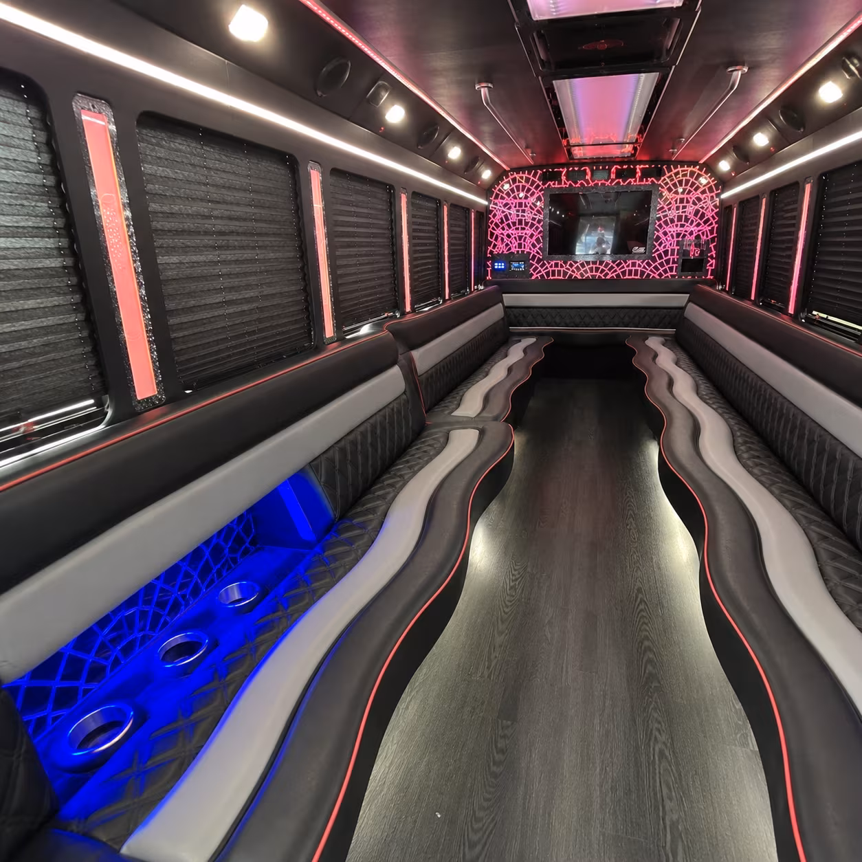 why rent using oremminibuscompany com